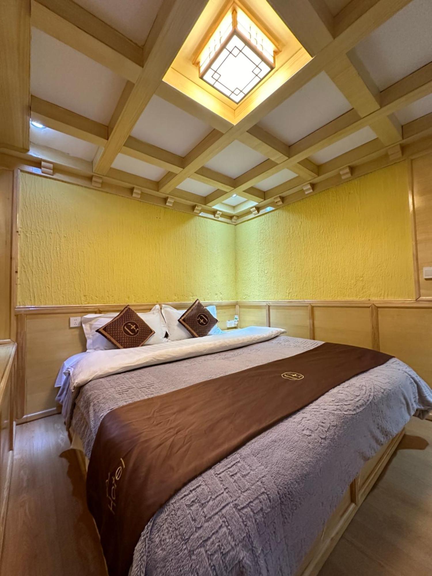 Yi'S Hostel Sangzsila Kültér fotó